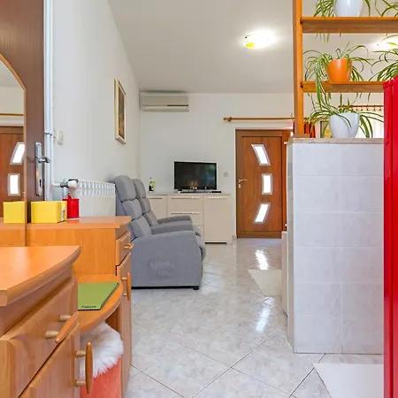 Oliva Apartman *