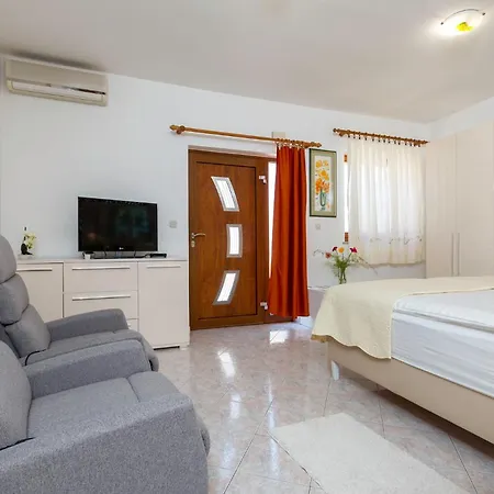 Apartamento Oliva Pula