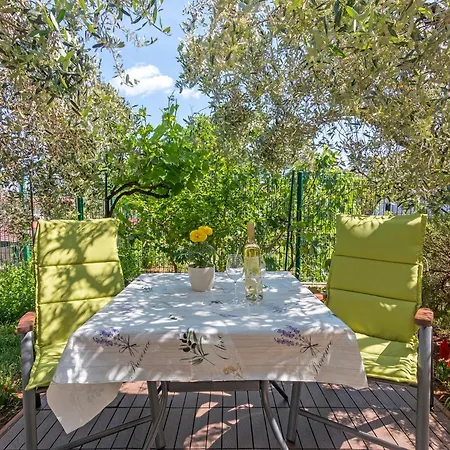Oliva Apartman Póla