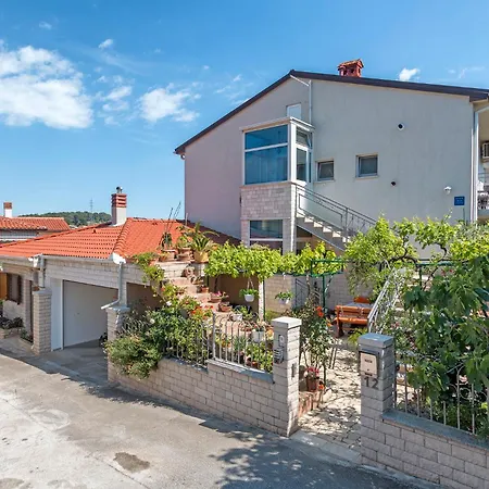 Apartamento Oliva Pula